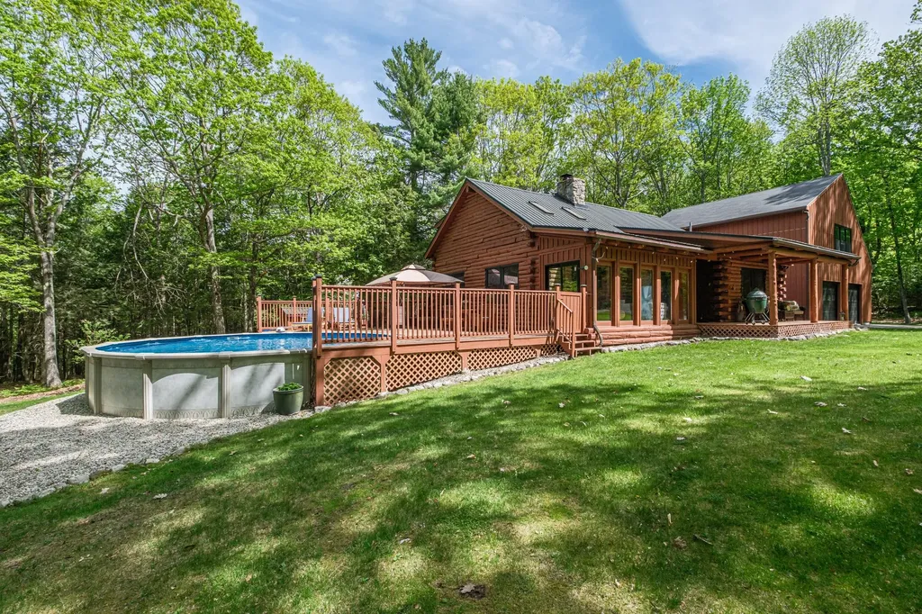 64 Summit Road Gray ME 04039