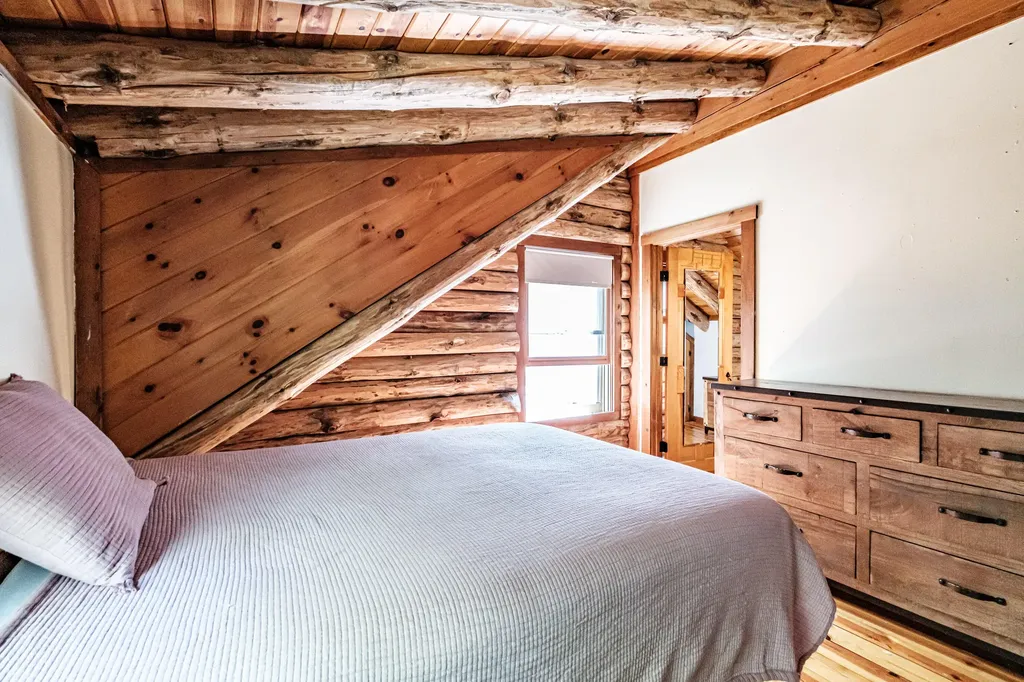 64 Summit Road Gray ME 04039