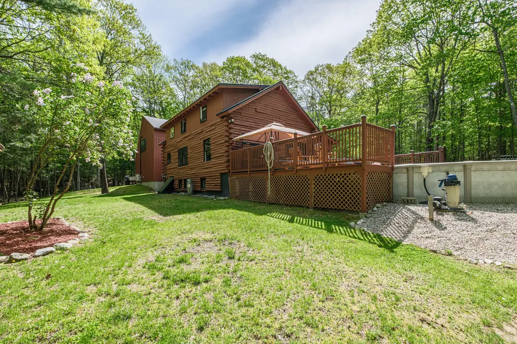 64 Summit Road Gray ME 04039