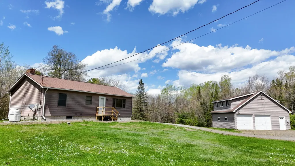 68 Boothby Road Athens ME 04912