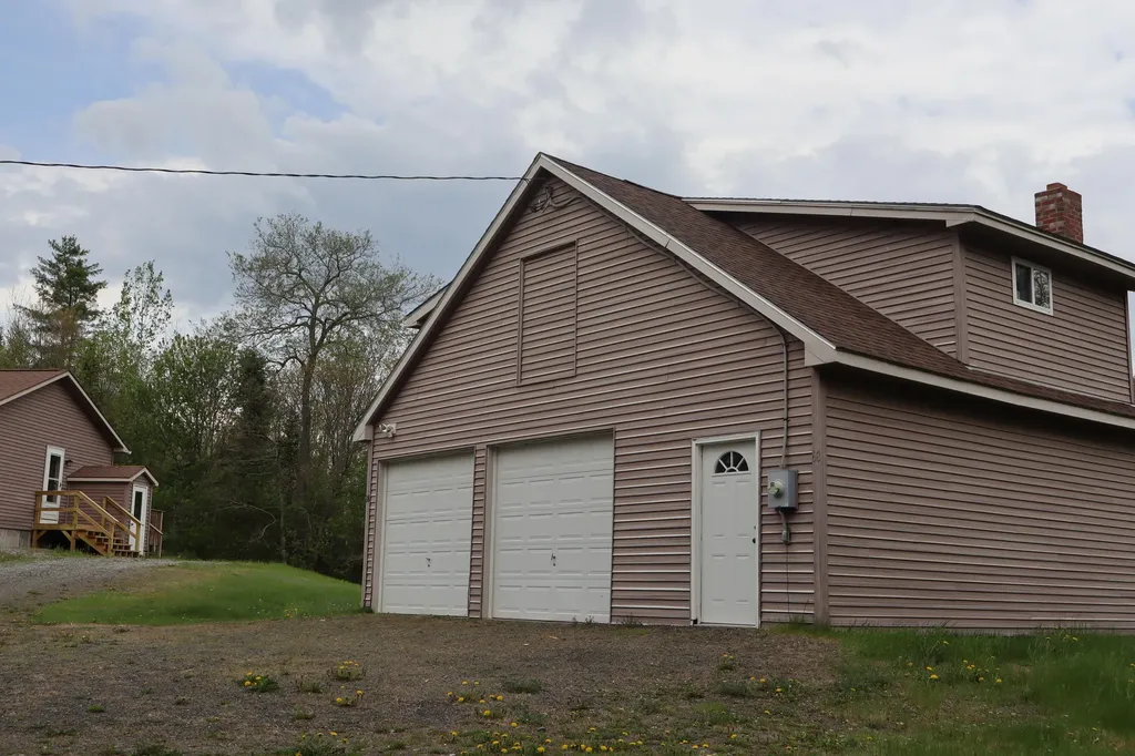 68 Boothby Road Athens ME 04912