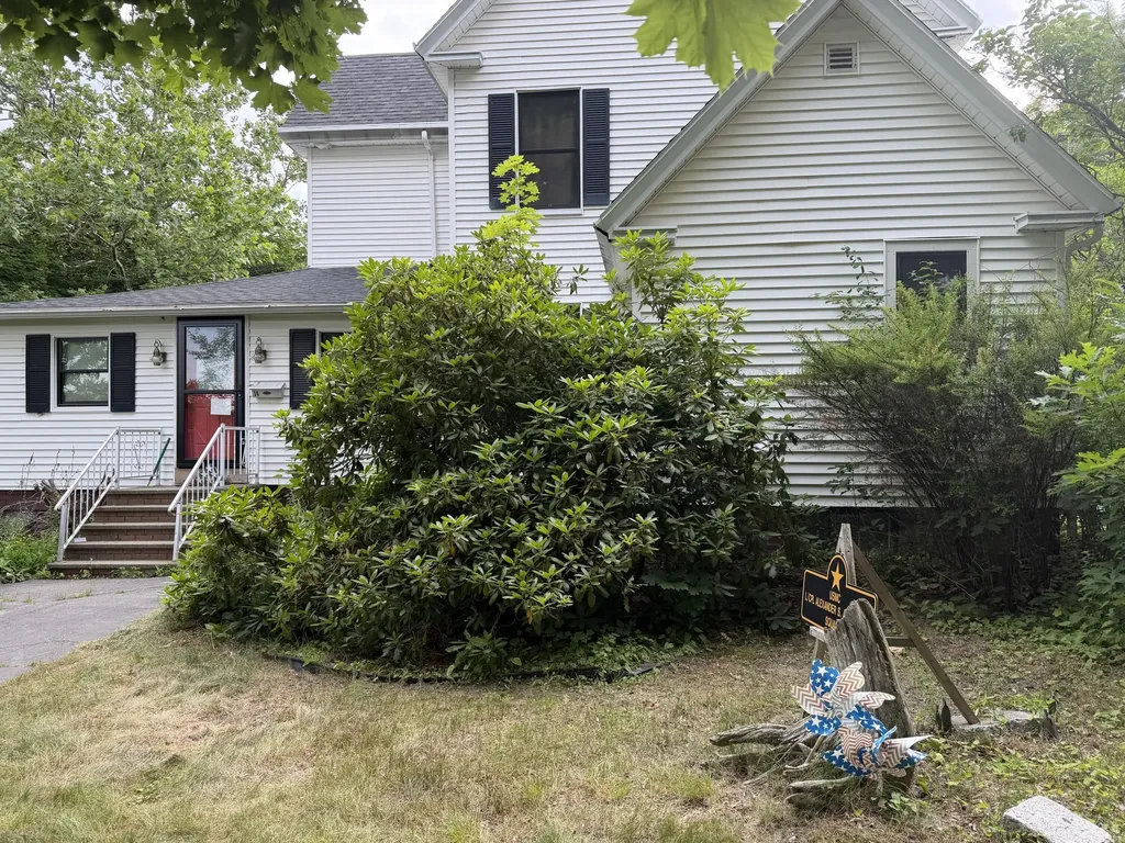 14 Indian Trail Lane Brewer ME 04412