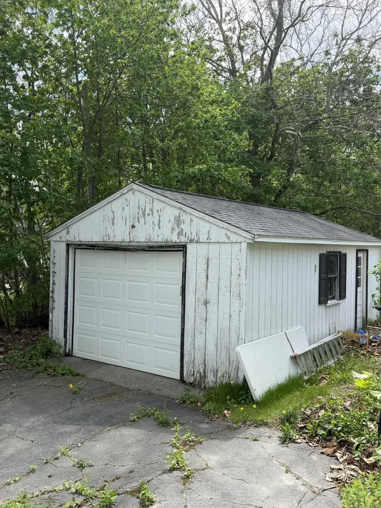14 Indian Trail Lane Brewer ME 04412