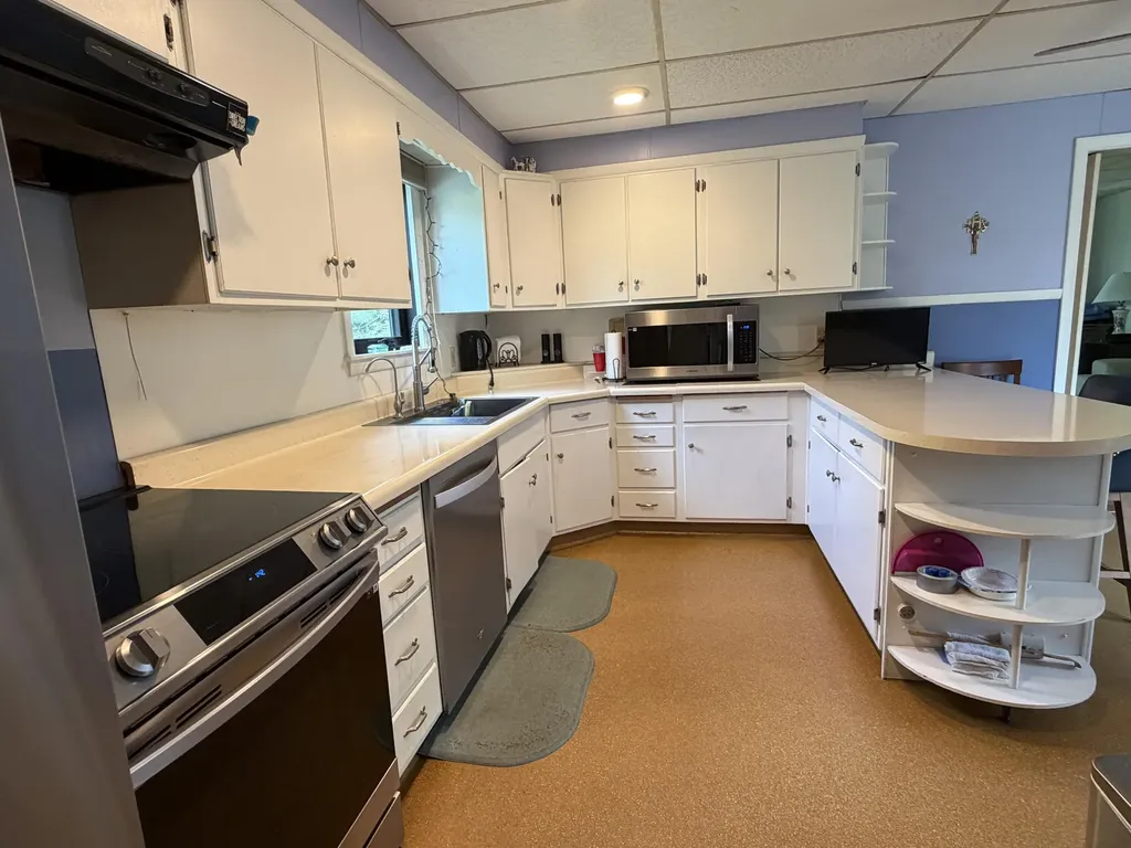 14 Indian Trail Lane Brewer ME 04412