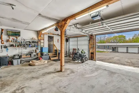 76 Lee Road Lincoln ME 04457