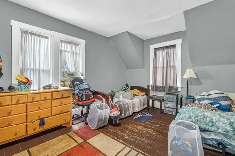 76 Lee Road Lincoln ME 04457