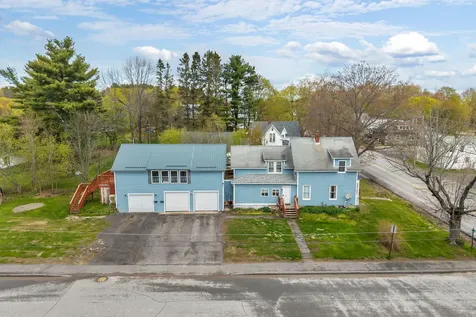 76 Lee Road Lincoln ME 04457