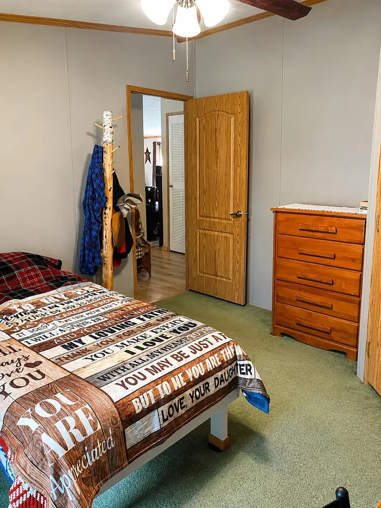 38 Kelly Circle Sidney ME 04330