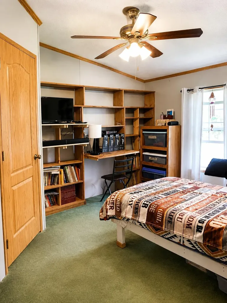 38 Kelly Circle Sidney ME 04330