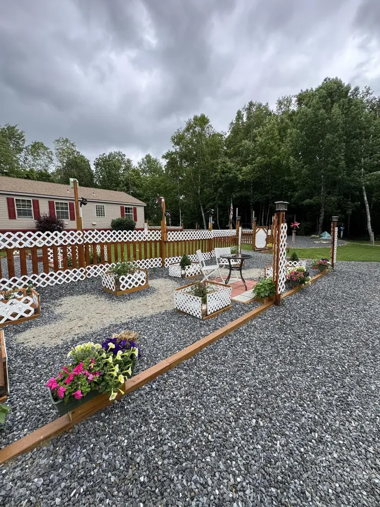 38 Kelly Circle Sidney ME 04330