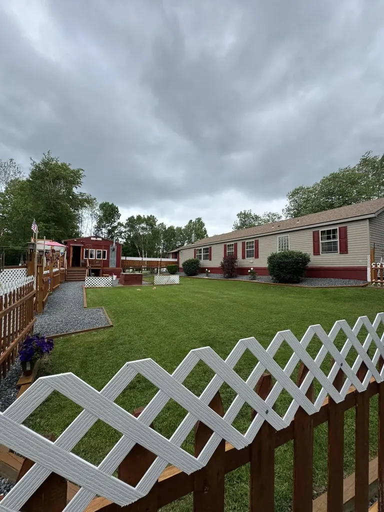 38 Kelly Circle Sidney ME 04330