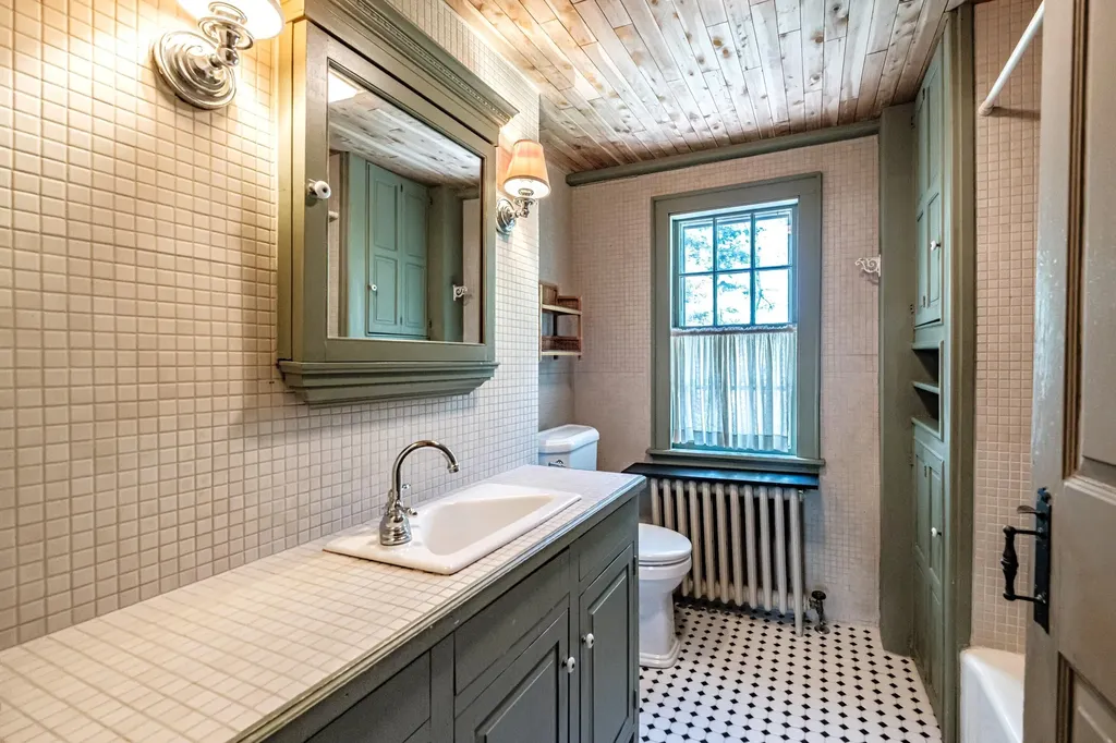 296 Main Street Gorham ME 04038