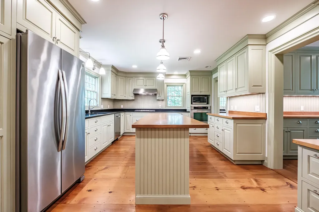 296 Main Street Gorham ME 04038
