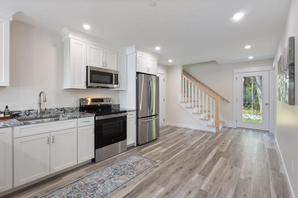 7 Apex Drive Westbrook ME 04092