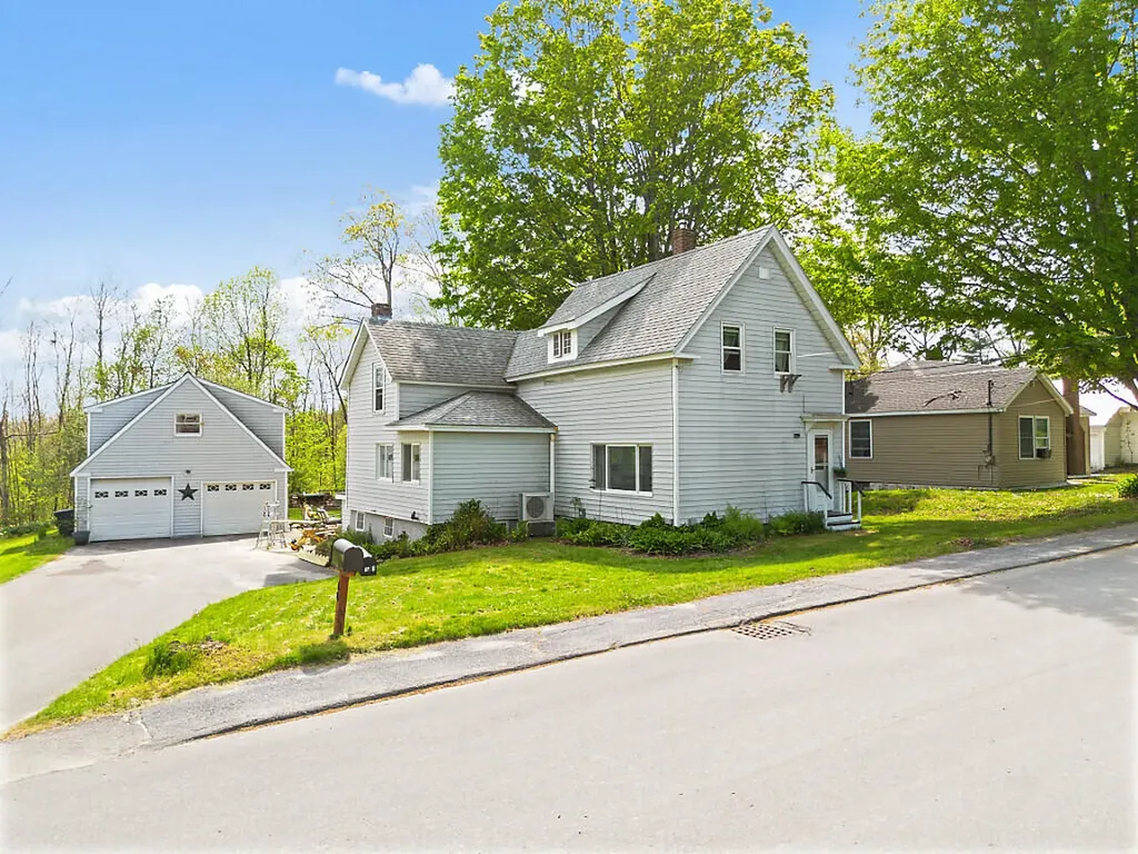 60 Heath Street Oakland ME 04963