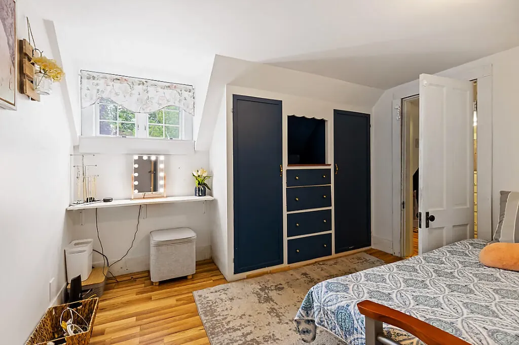 60 Heath Street Oakland ME 04963