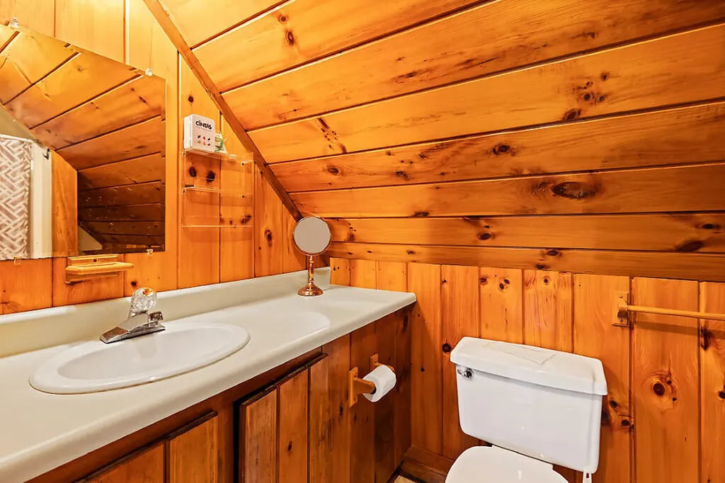 60 Heath Street Oakland ME 04963