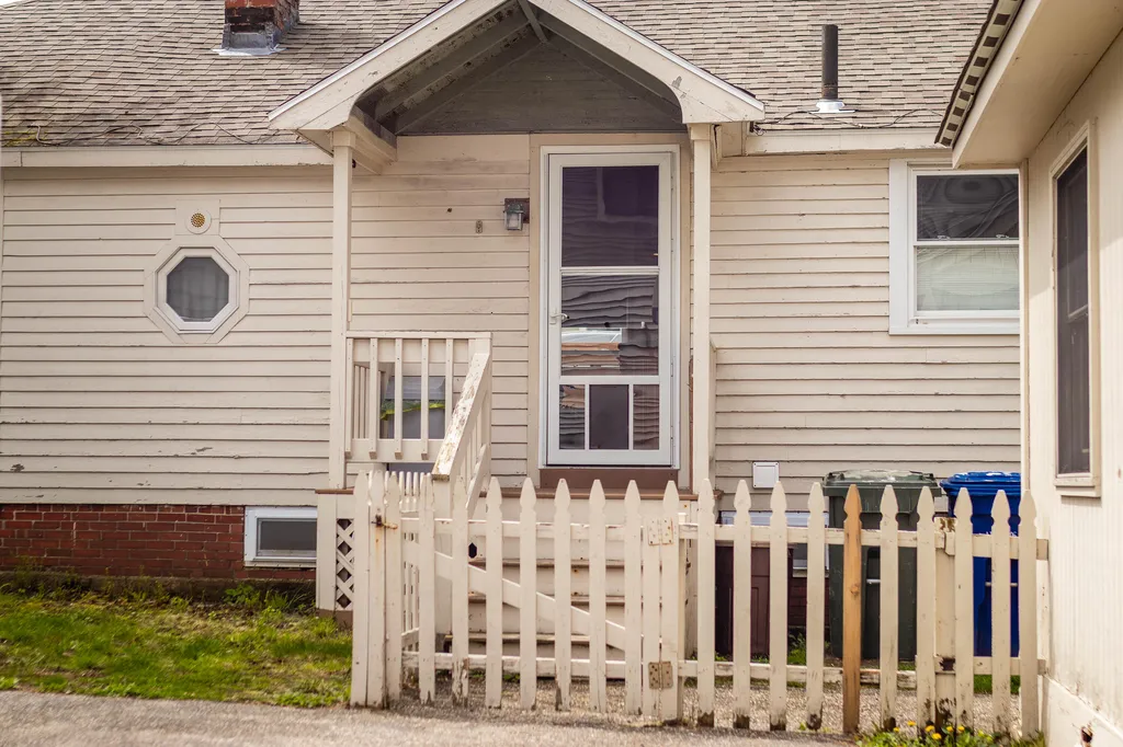 71 Willard Street South Portland ME 04106
