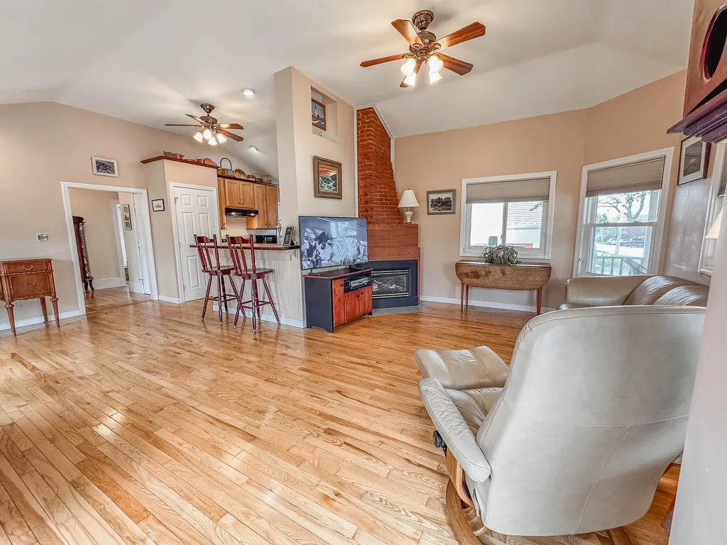 71 Willard Street South Portland ME 04106