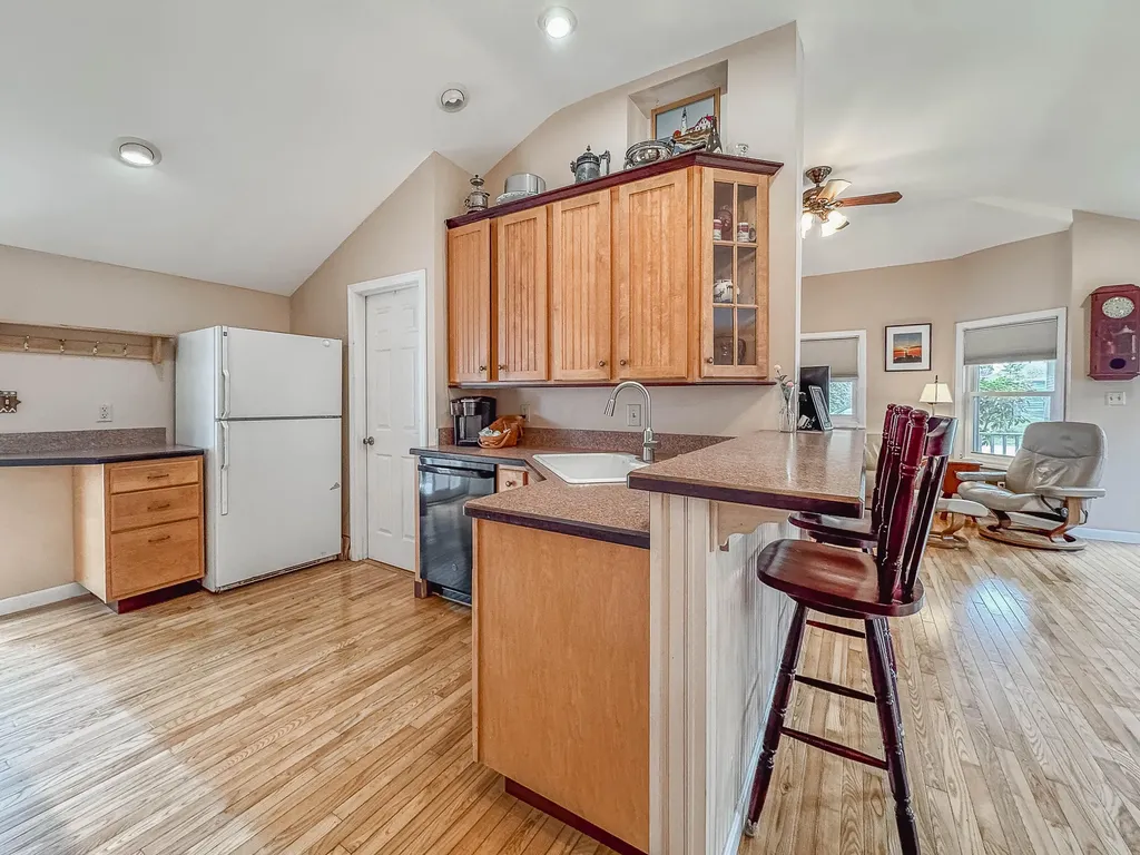 71 Willard Street South Portland ME 04106