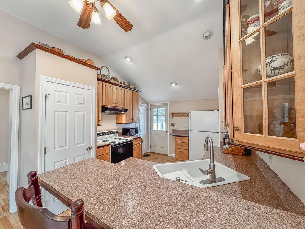 71 Willard Street South Portland ME 04106