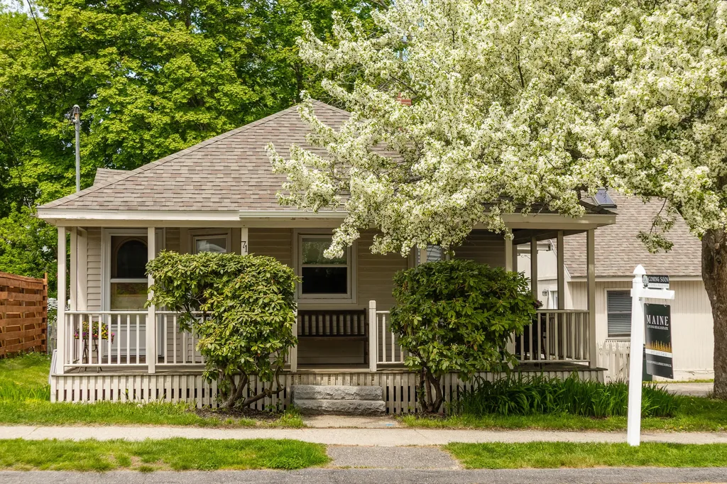 71 Willard Street South Portland ME 04106