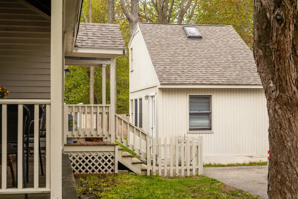 71 Willard Street South Portland ME 04106