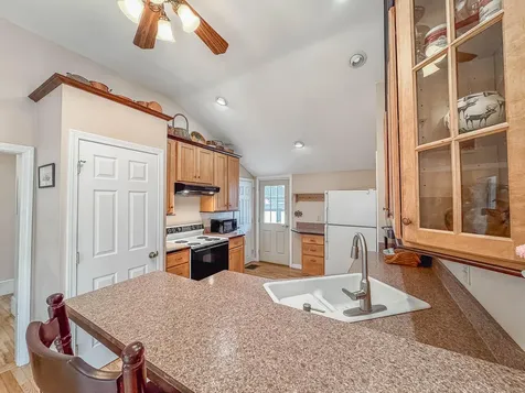 71 Willard Street South Portland ME 04106