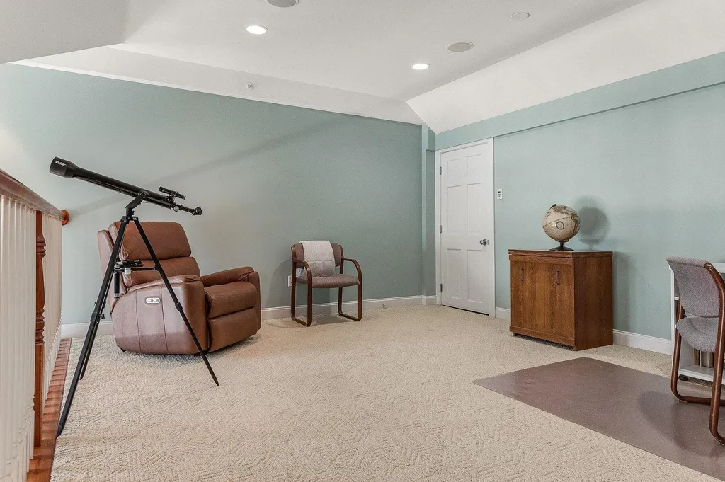4 Island Avenue Kittery ME 03904