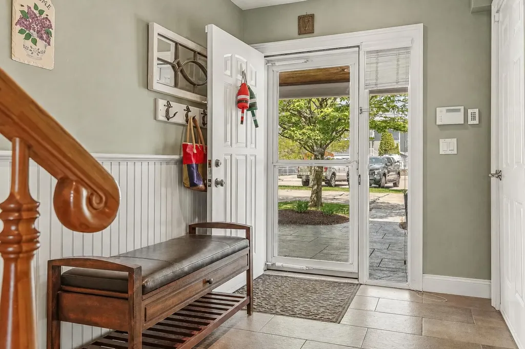 4 Island Avenue Kittery ME 03904