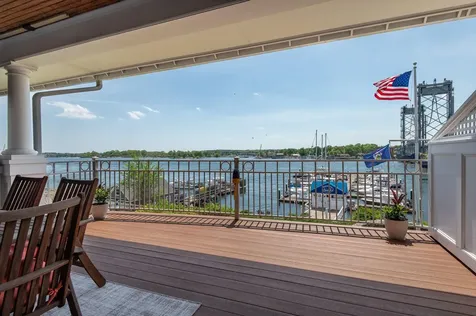4 Island Avenue Kittery ME 03904