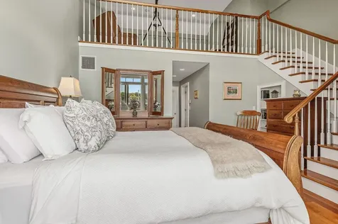 4 Island Avenue Kittery ME 03904