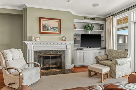 4 Island Avenue Kittery ME 03904