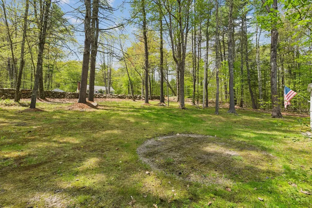 253 Yarmouth Road Gray ME 04039