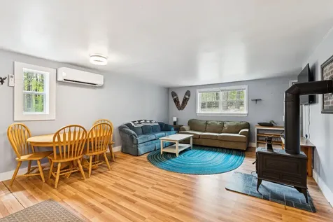 253 Yarmouth Road Gray ME 04039