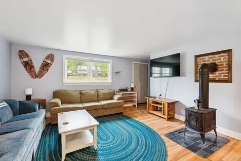 253 Yarmouth Road Gray ME 04039