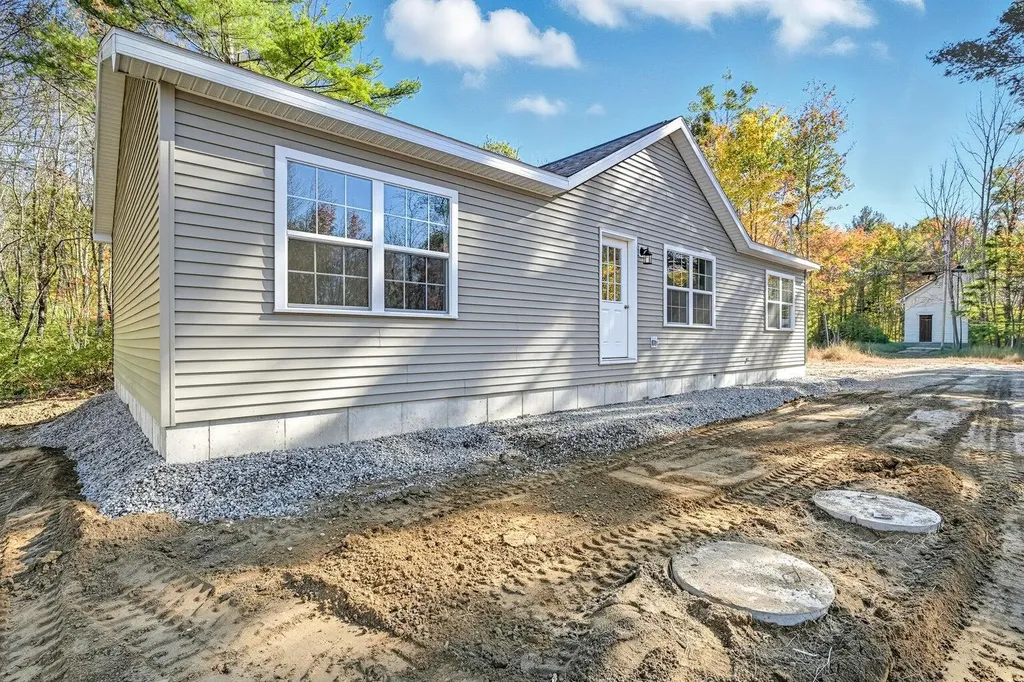 Lot 19 Autumn Lane Oakland ME 04963