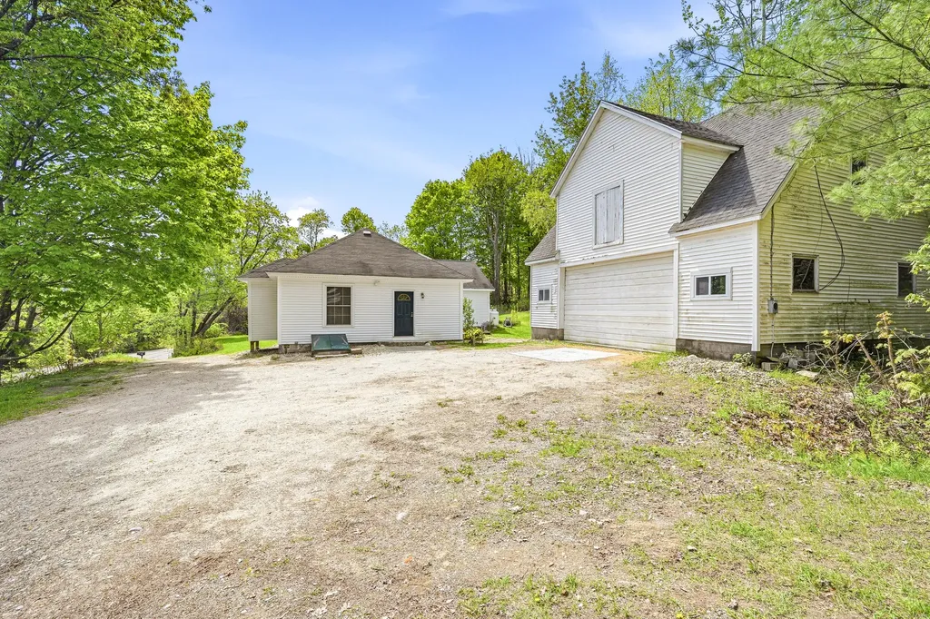 125 Megquier Hill Road Poland ME 04274