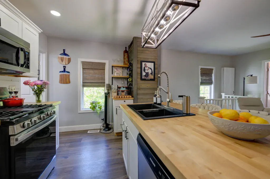 14 Webster Road Greene ME 04236