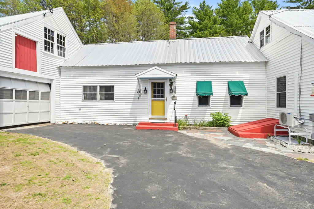 75 Patterson Road Mechanic Falls ME 04256