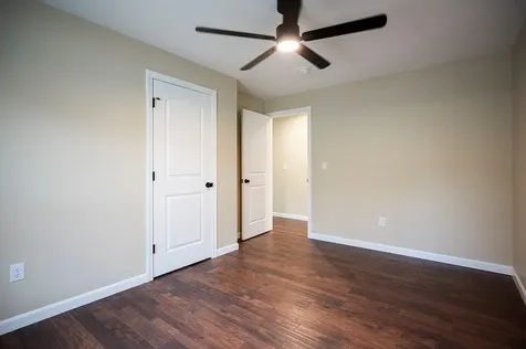 16 Dunham Lane Paris ME 04282