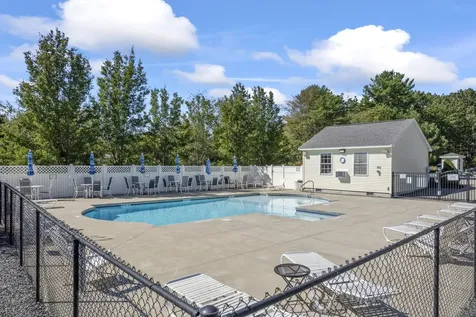 35 Barefoot Cottage Road Wells ME 04090