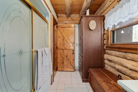 22 Birchwood Lane Poland ME 04274