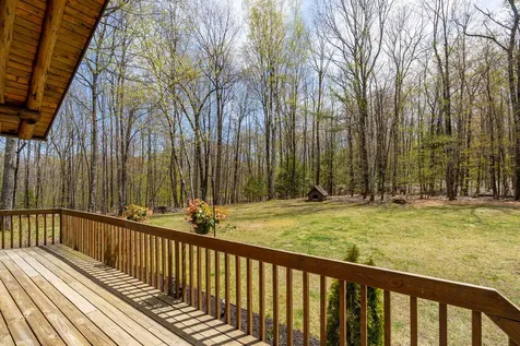 22 Birchwood Lane Poland ME 04274