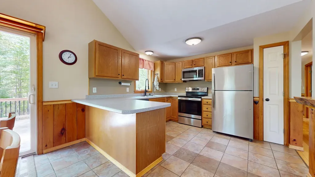 21 Meadowbrook Drive Waterboro ME 04030
