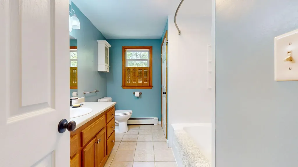 21 Meadowbrook Drive Waterboro ME 04030