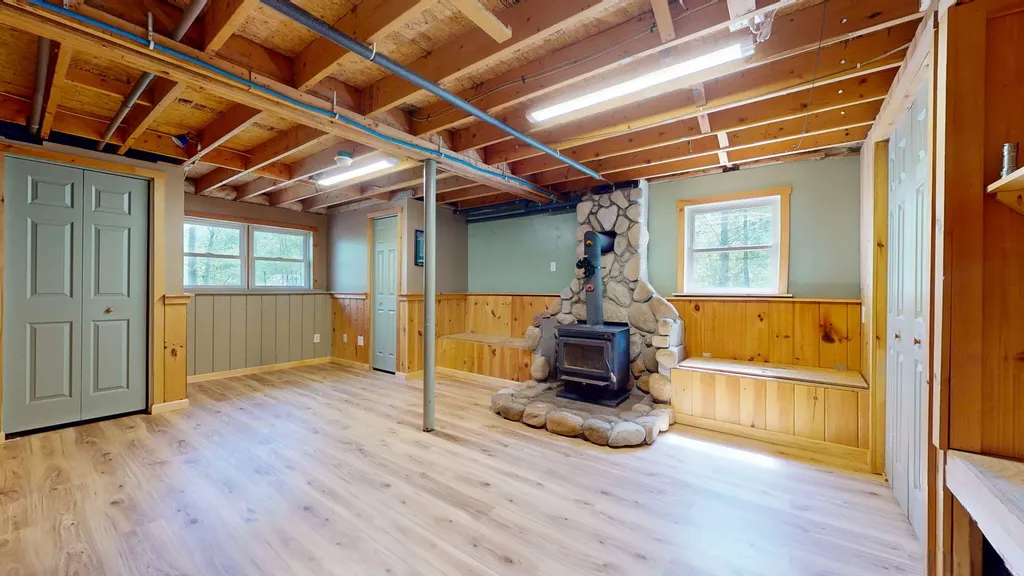 21 Meadowbrook Drive Waterboro ME 04030