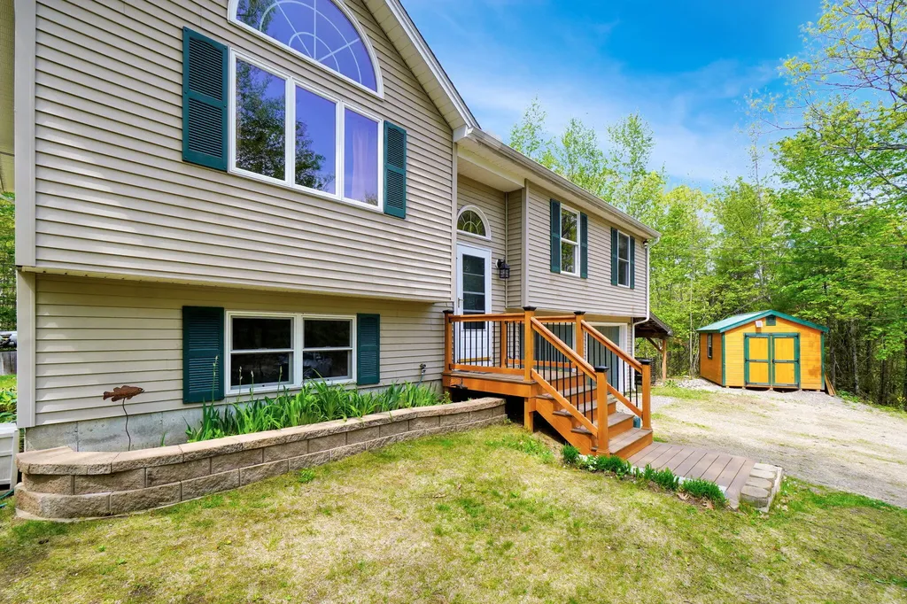 21 Meadowbrook Drive Waterboro ME 04030