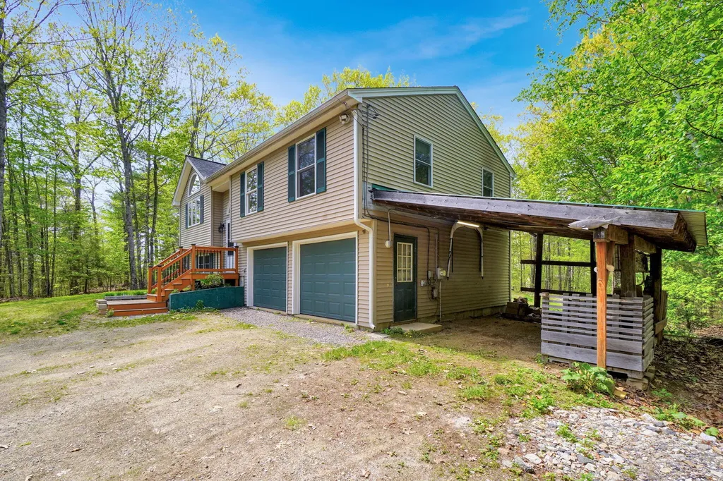 21 Meadowbrook Drive Waterboro ME 04030