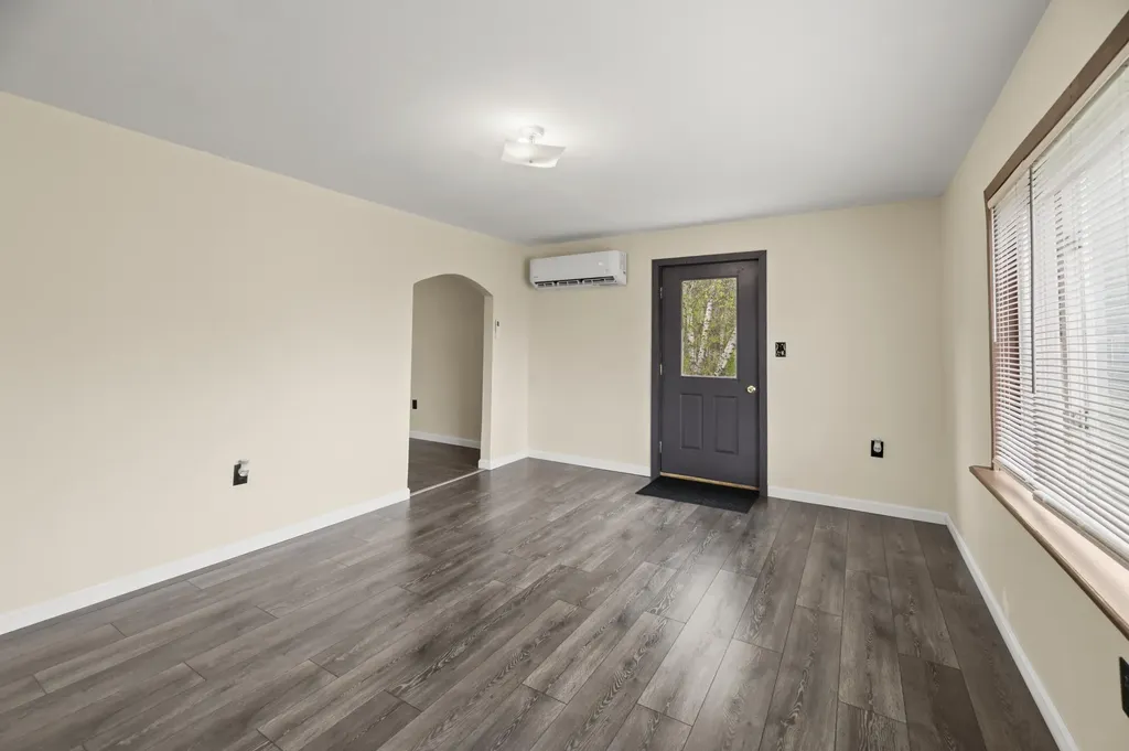 15 Lagrange Road Howland ME 04448